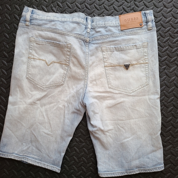 Guess Distressed Jean Shorts - Picture 3 of 3